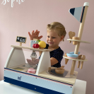 small foot Dřevěný zmrzlinový stánek