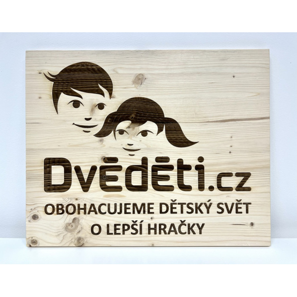 Dvěděti.cz Dřevěné logo 50x40 cm