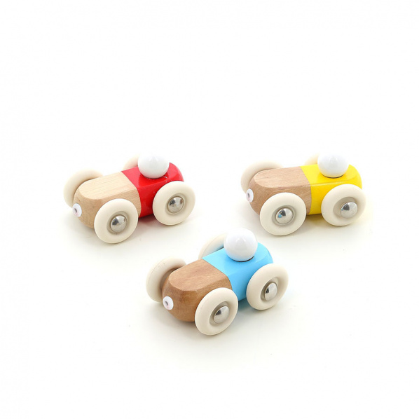 Vilac Dřevěné mini autíčko žluté Vilac Dřevěné mini autíčko žluté